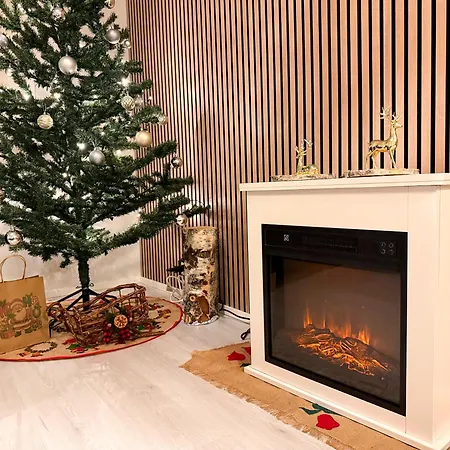 Warm Wooden In Дом отдыха Рованиеми